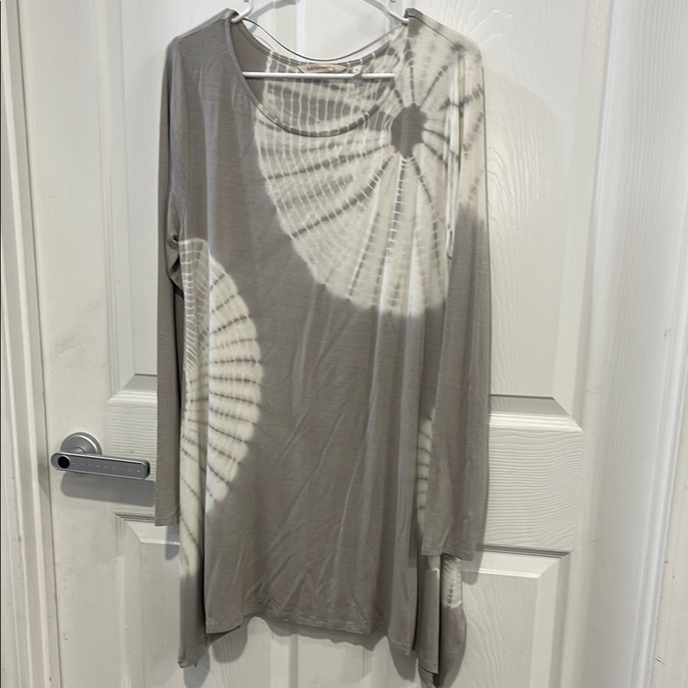 Soft Surroundings Gray Long Sleeve Women's Top